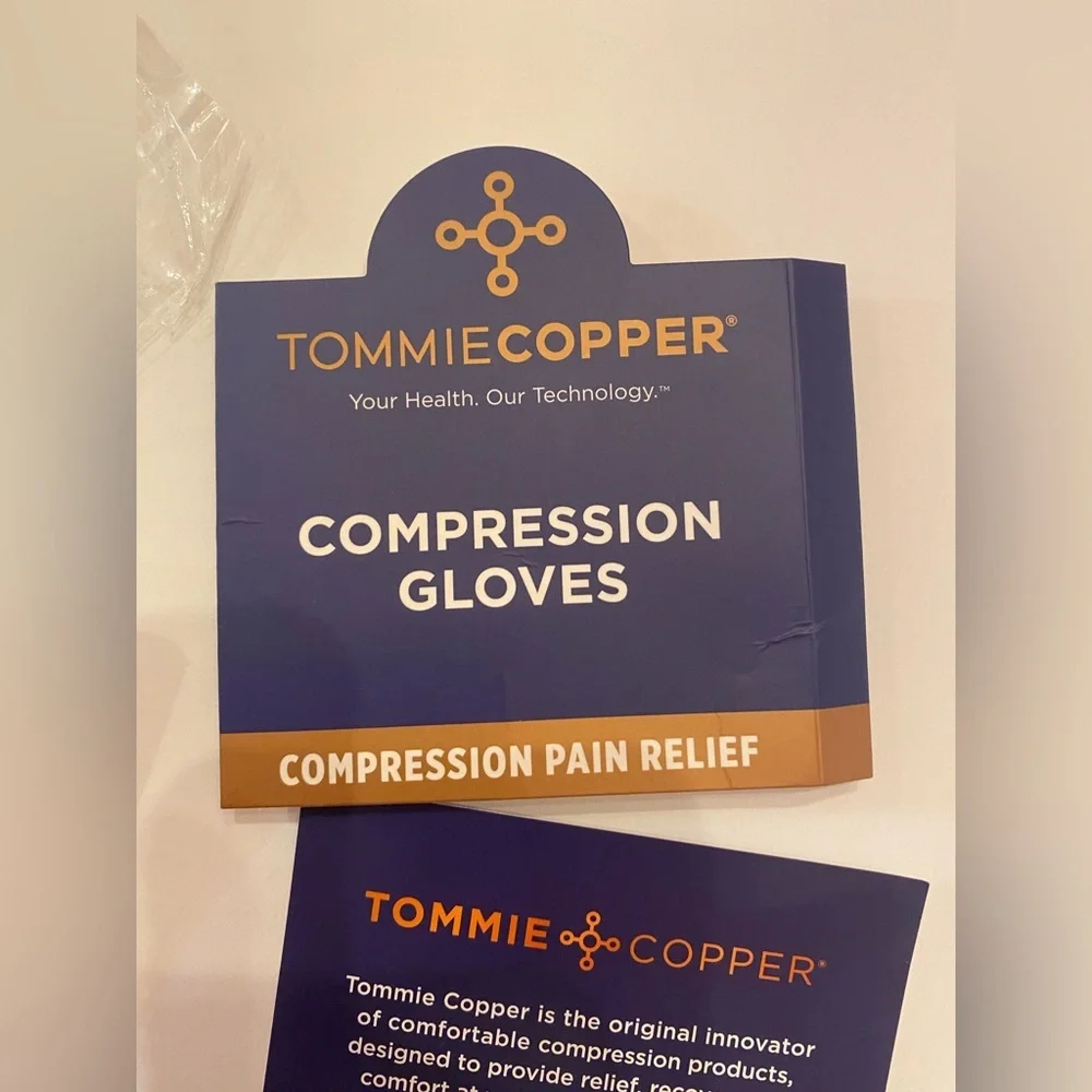 Tommie Copper Infrared Compression Glove & Wrist Pack Black Large V47167